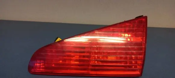 Peugeot 607 Rear/tail lights 2543D