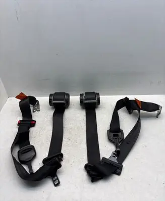 Ford Focus C-MAX Rear seatbelt 3M51R611B69 R611B69EB 040888