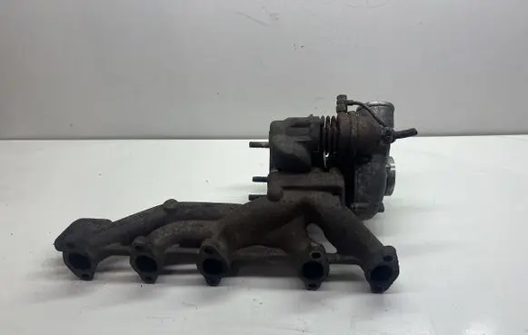 Audi A6 S6 C4 4A Turbo 046145703F