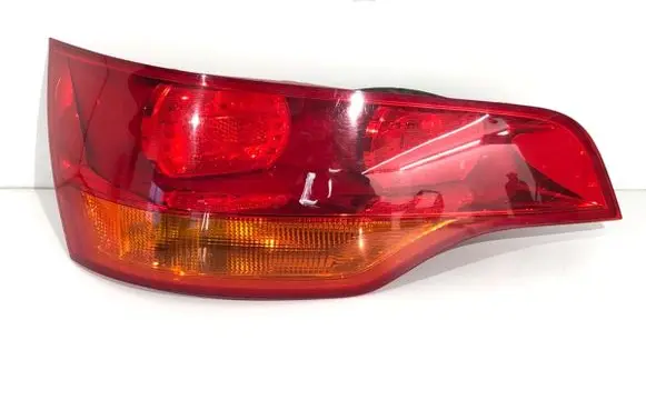 Audi Q7 4L Rear/tail lights 4L0945093