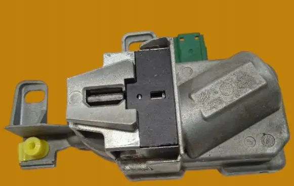 Volvo S60 Steering wheel lock P31340734