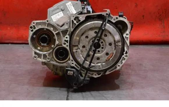 Hyundai Tucson JM Manual 6 speed gearbox 