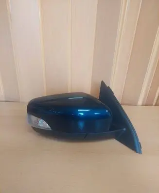 Volvo XC60 Front door electric wing mirror 31371139