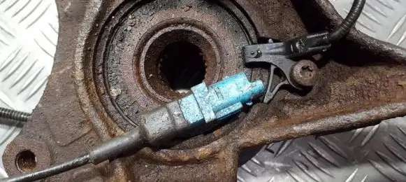 Citroen C5 ABS brake wheel speed sensor