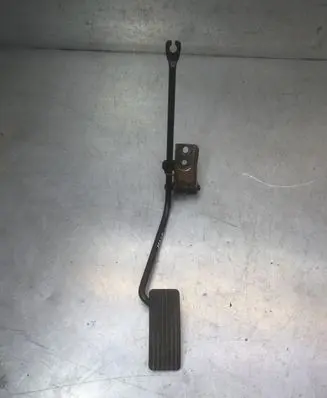 Chrysler Sebring (ST-22 - JR) Accelerator throttle pedal