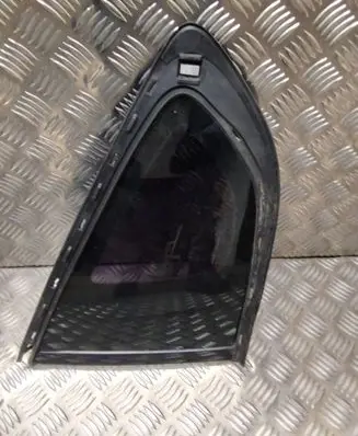 BMW 5 GT F07 Rear side window