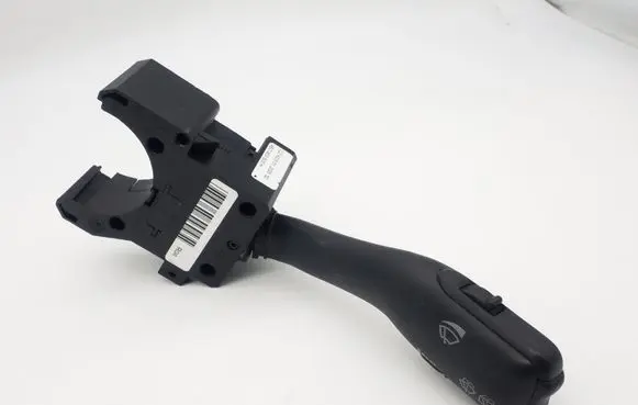 Volkswagen PASSAT B5.5 Wiper control stalk 4B0953503H KO301202032