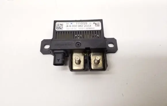 Mercedes-Benz E W212 Other relay A0009822023