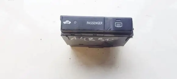 Windscreen/window heater switch