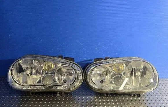 Volkswagen Golf V Headlight/headlamp 1J1941016K