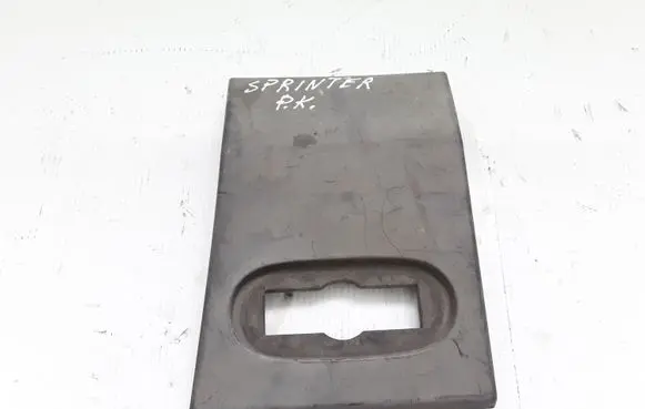 Mercedes-Benz Sprinter W901 W902 W903 W904 Fender trim (molding) A9066903062