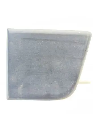 Rear fender molding trim