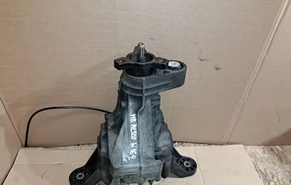 Mercedes-Benz ML W164 Rear differential 4460310032
