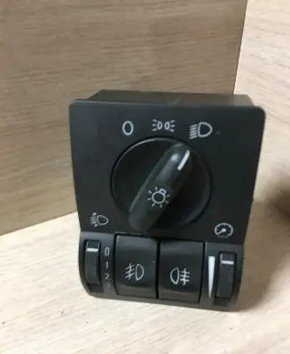Opel Combo C Light switch 9116608
