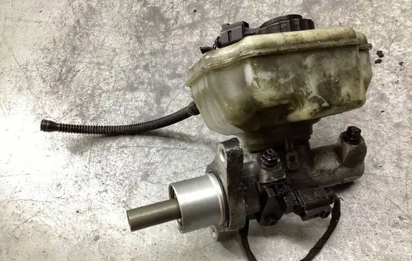 Volkswagen Caddy Master brake cylinder 1K1611301D 03350886321