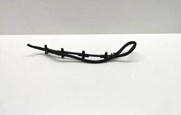 BMW 5 E60 E61 Fuel return line/hose 7799869 779986902 13537799869