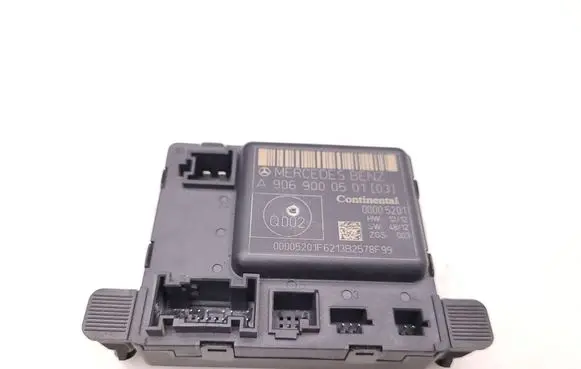 Mercedes-Benz Sprinter W906 Door control unit/module A9069000501