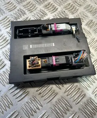 Audi Q5 SQ5 8R Comfort/convenience module 8K0907064P