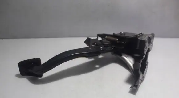 Clutch pedal