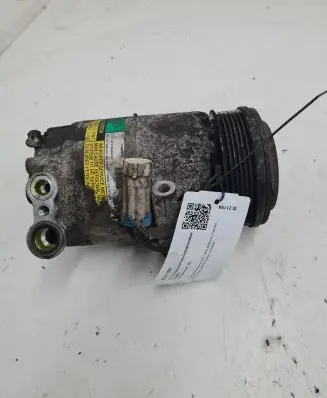 Opel Zafira A Air conditioning (A/C) compressor (pump) 24464152