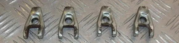 Renault Laguna I Fuel Injector clamp holder