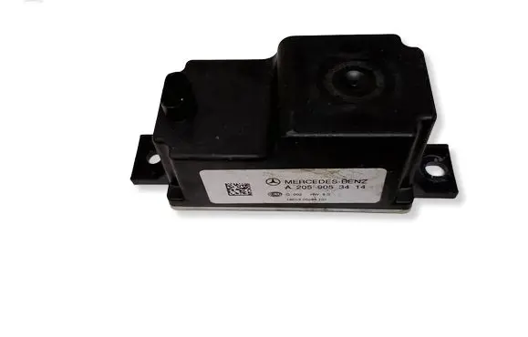 Mercedes-Benz E W212 Voltage converter inverter A2059053414