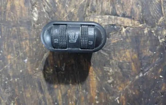 Ford Galaxy Seat heating switch 7M0963563B 95VW19K34ABW