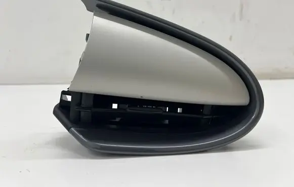 Fiat 600 Dashboard side air vent grill/cover trim 735715286