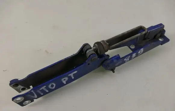 Mercedes-Benz Vito Viano W638 Loading door upper hinge 