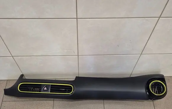 Hyundai Kona I Dashboard trim 84777J9000