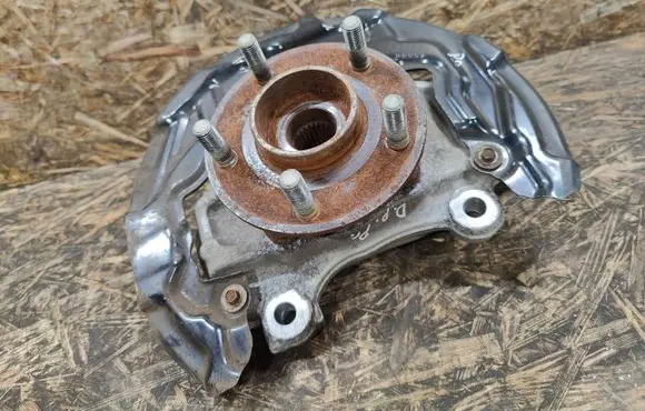 Ford Fusion II Front wheel hub spindle knuckle DG9C3K170A