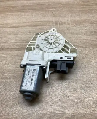 Audi A6 S6 C6 4F Rear door window regulator motor 4F0959801C