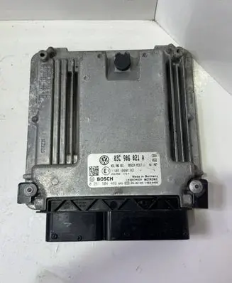 Volkswagen PASSAT B6 Engine control unit/module 03C906021A