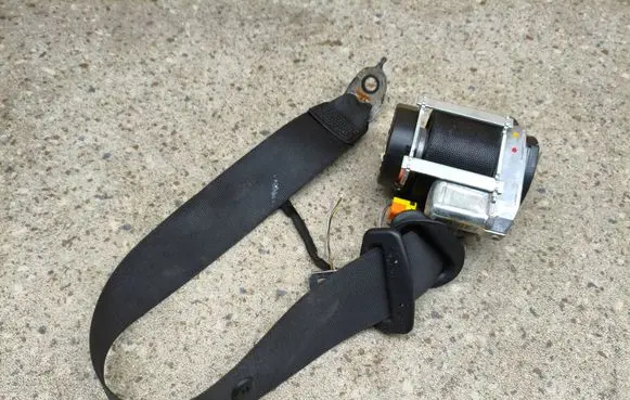 Mercedes-Benz GL X166 Third row seat belt 620615600 015R014V0