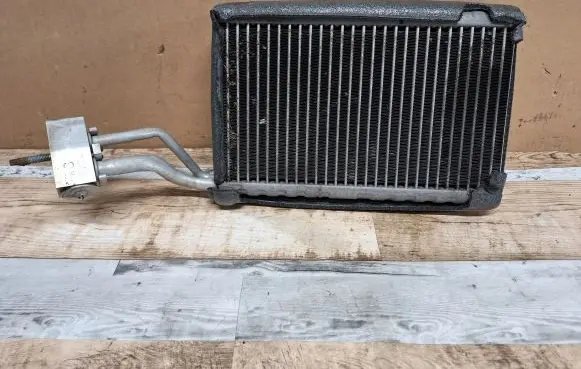 Air conditioning (A/C) radiator (interior)