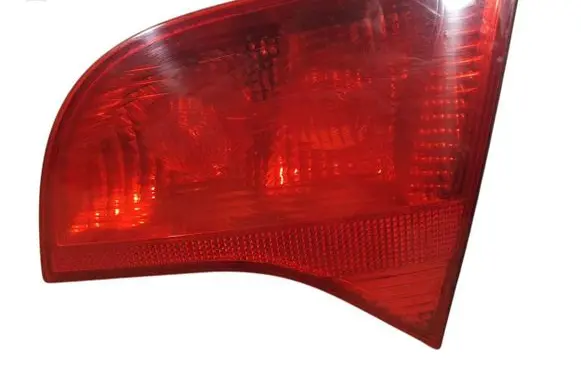 Audi A4 S4 B7 8E 8H Tailgate rear/tail lights 8E9945094