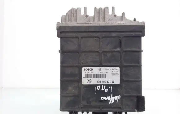 Volkswagen PASSAT B4 Engine control unit/module 028906021DD 0281001411