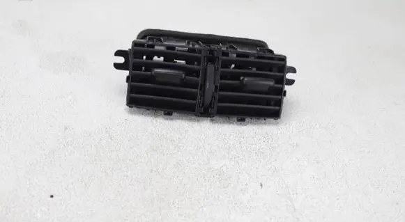 Nissan X-Trail T32 Rear air vent grill 687944GA0A 687944CL0B