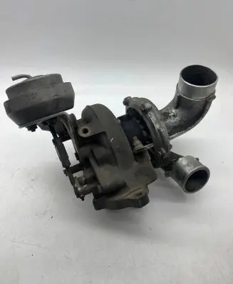 Toyota Avensis T250 Turbo 172010R011 057425 901200034