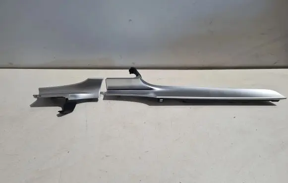 Mercedes-Benz C W205 Trim molding A2056800705 A2056804171