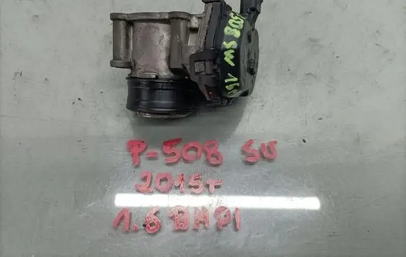 Peugeot 508 Throttle body valve 9807238580