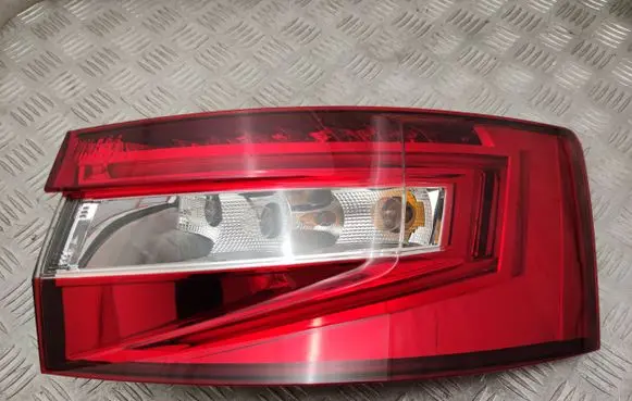 Skoda Superb B8 (3V) Rear/tail lights 3V5945208A 3V5945208