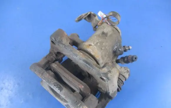 Opel Astra H Rear brake caliper