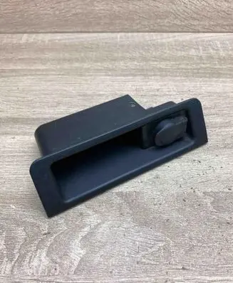 BMW 5 E39 Car ashtray 8159701MAIN 8210445