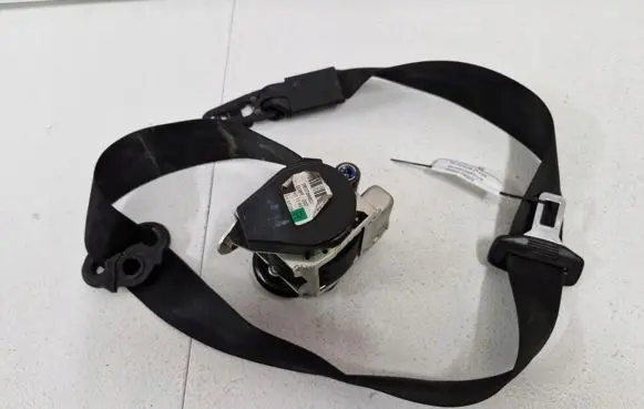 Audi A6 S6 C6 4F Front seatbelt 560788601