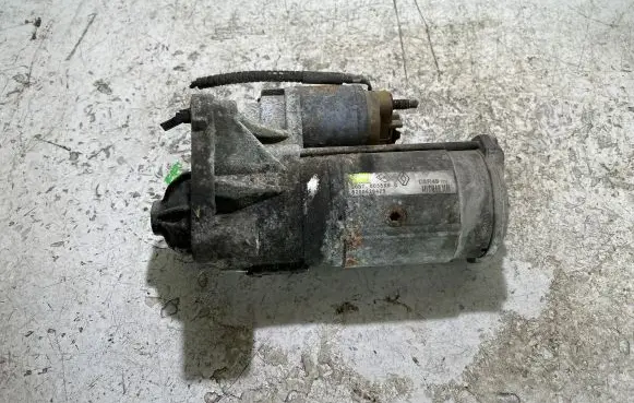 Renault Megane II Starter motor 8200628429 20B70033KN