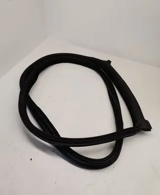 BMW 6 F06 Gran coupe Rubber seal rear door 7275315
