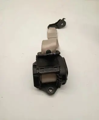 BMW X6 F16 Rear seatbelt 626747100