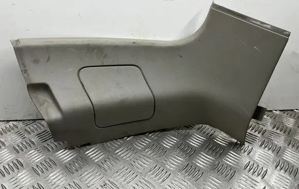 Volvo V50 (D)pillar trim (top) 8641781 11137 8650592