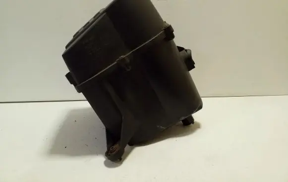 Volkswagen Polo V 6R Air filter box 6R0129601C